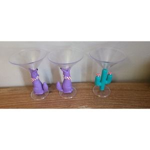 3 Vintage Fun Designs T.G.I. Friday’s Purple Coyote Cup cactus (Plastic) 8”